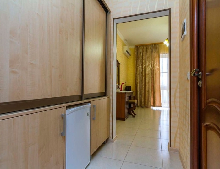 ПОЛУЛЮКС - Отель «Золотые Пески» Витязево