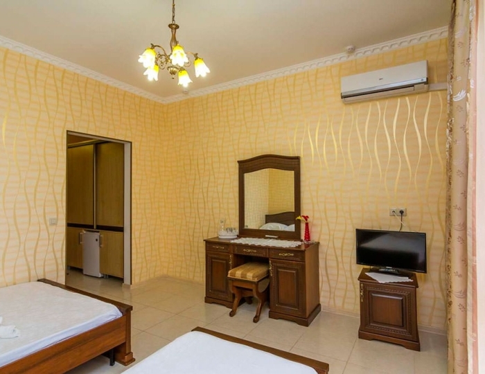 ПОЛУЛЮКС - Отель «Золотые Пески» Витязево